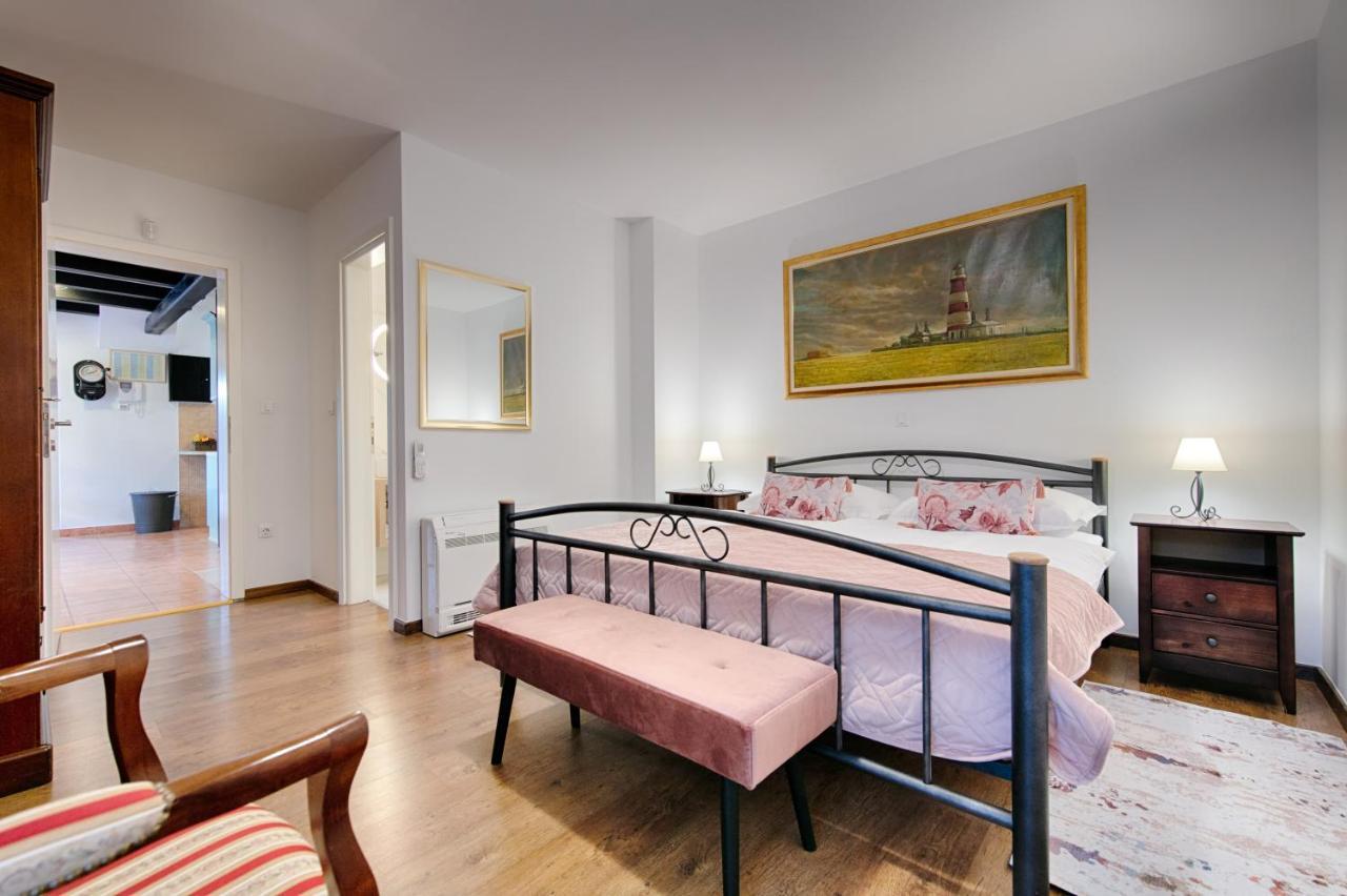 Villa Luci Pucisca Buitenkant foto