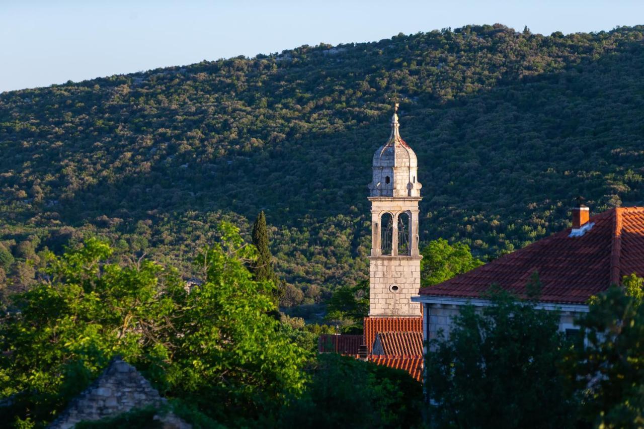 Villa Luci Pucisca Buitenkant foto